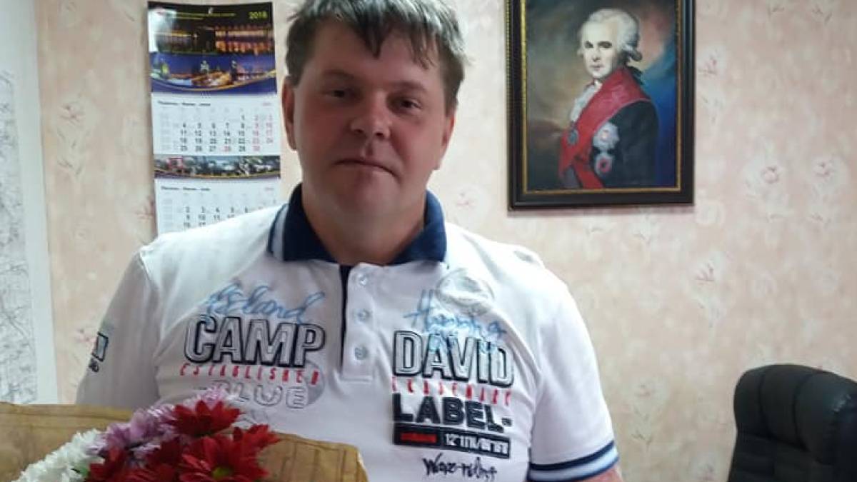 Наш автор, екс-директор музею «Садиба Попова» Валерій Стойчев, має бути поновлений на посаді