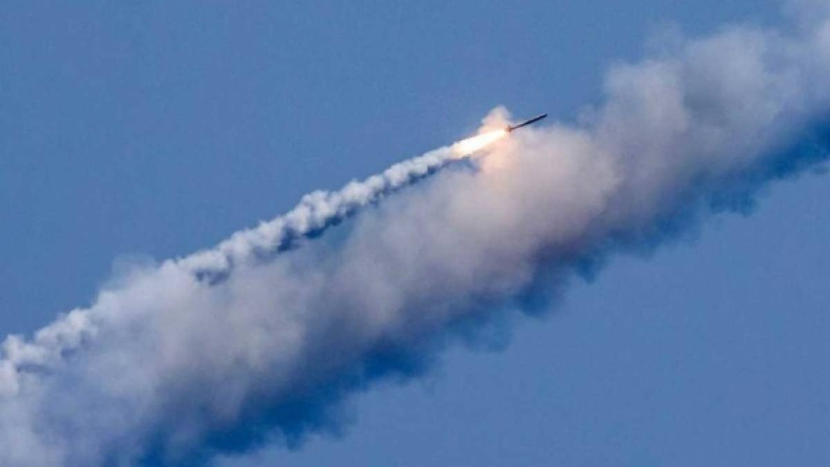 росіяни вдарили сімома ракетами по об’єкту інфраструктури на Одещині