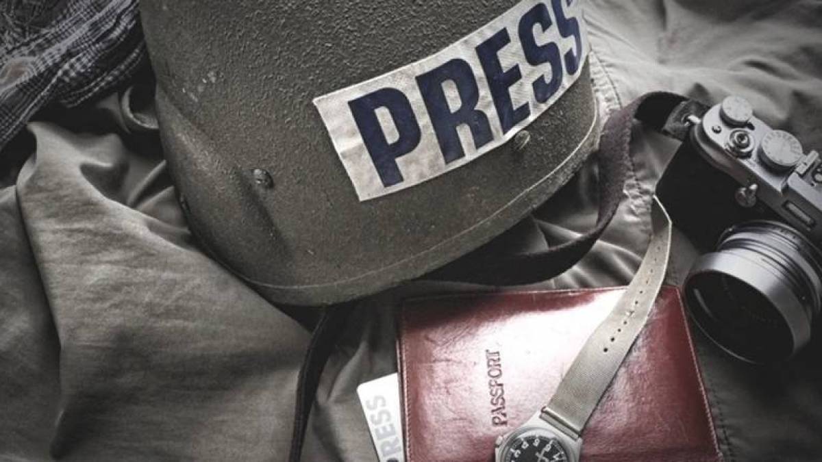 В Донецкой области оператора Deutsche Welle ранили кассетными боеприпасами рф
