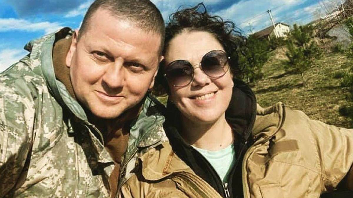 Головнокомандувач ЗСУ Валерій Залужний показав рідкісне фото з дружиною-красунею