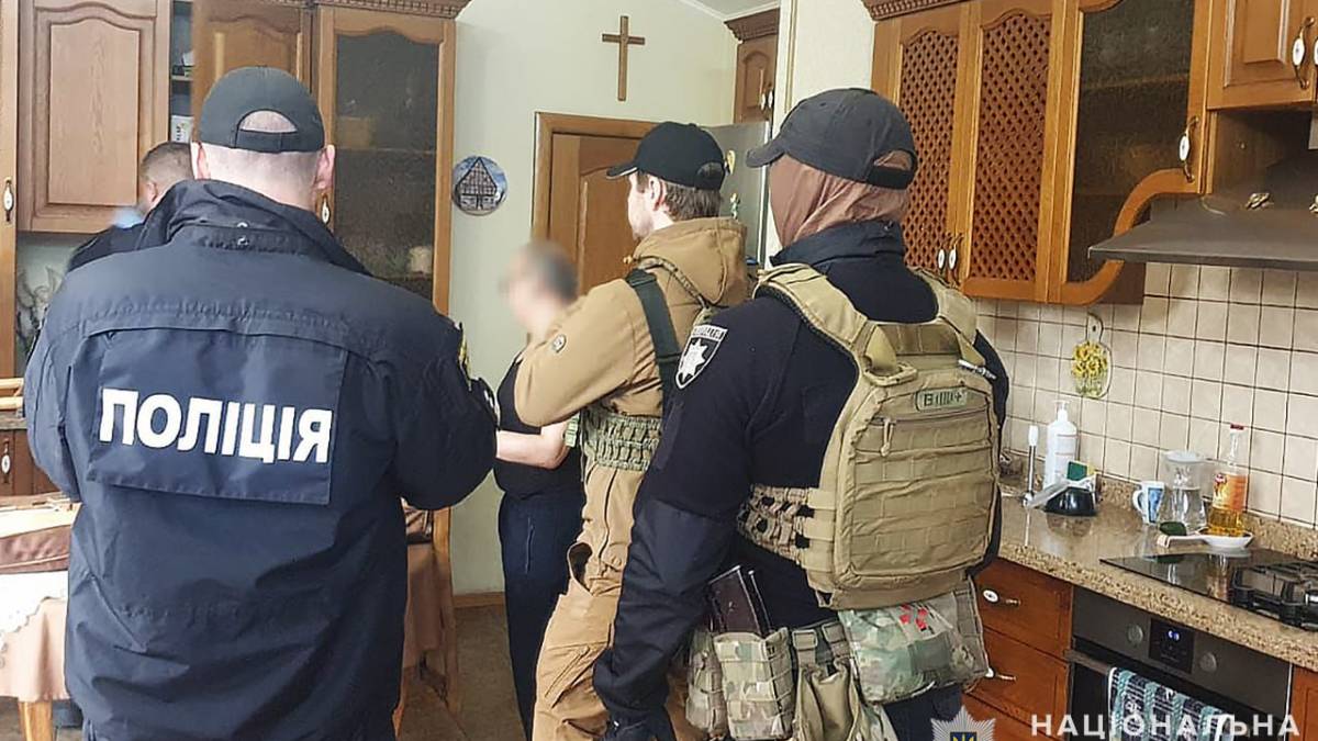 У Запоріжжі викрили зловмисників, які переправляли військовозобов’язаних через кордон