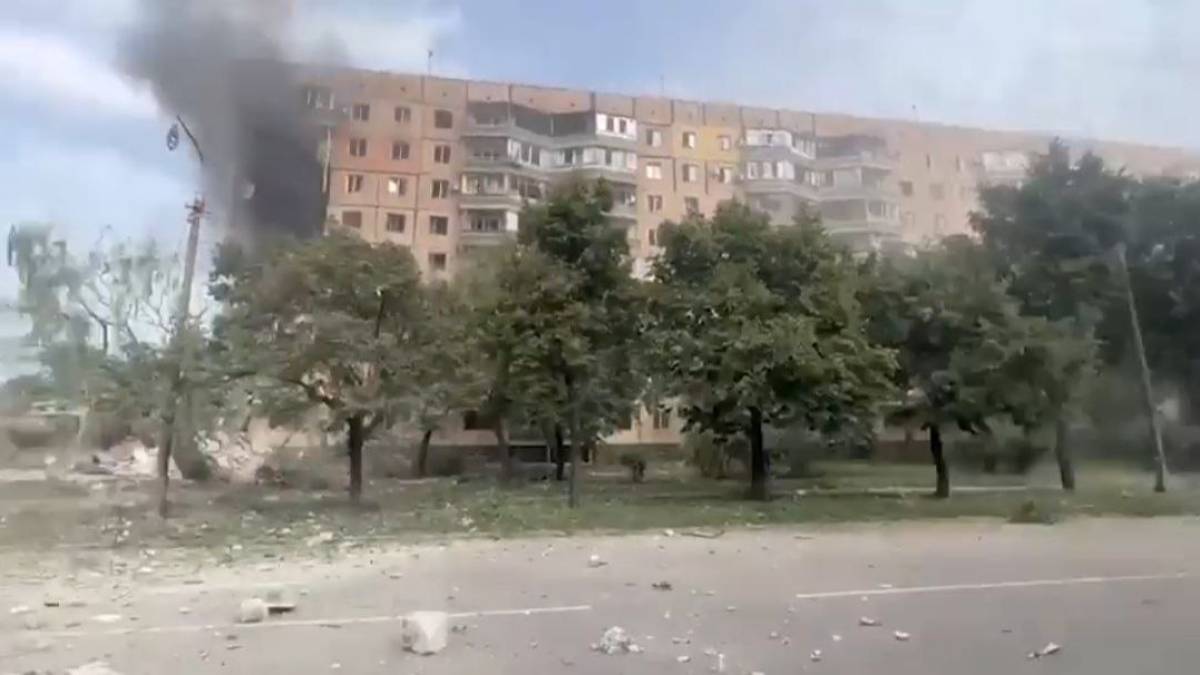 Скриншот з відео, опублікованому у фейсбуці Володимира Зеленського