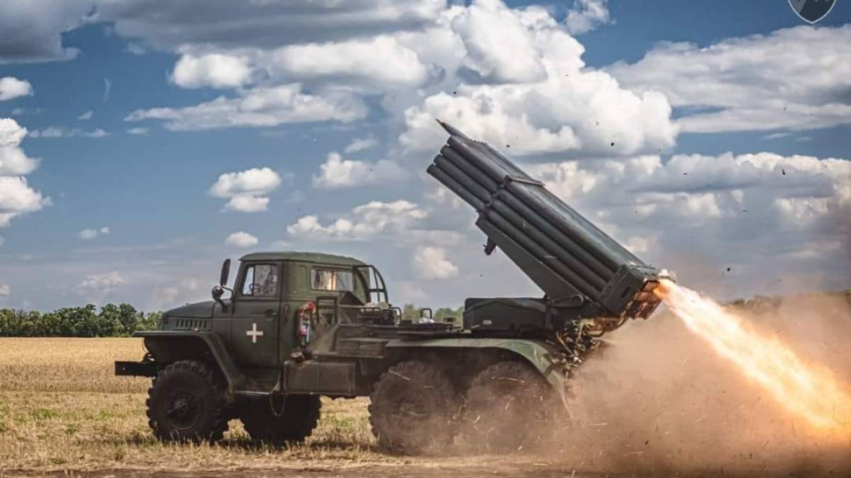 Загальні бойові втрати противника з 24.02.22 по 01.08.23 — Генштаб ЗСУ: 246690 (+500) осіб, 4839 (+23) артсистем, 7324 (+32) автотехніки і цистерн, 8205 (+17) ББМ