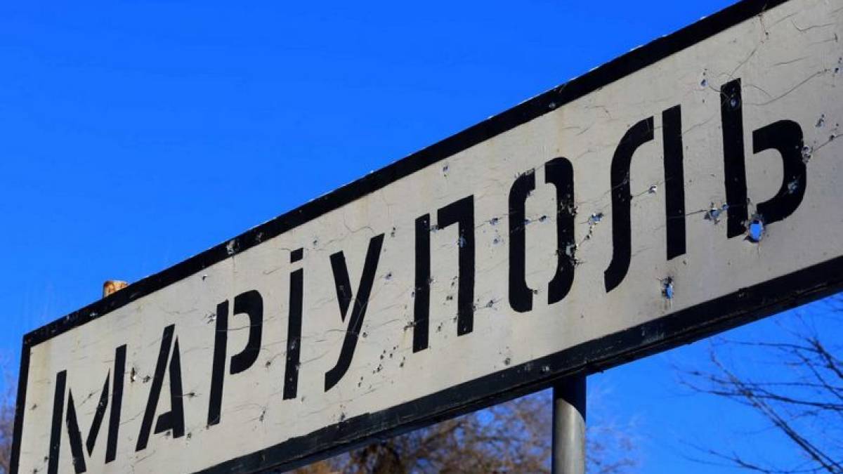 У Бердянську рашисти вербують місцевих жителів на роботу до окупованого Маріуполя