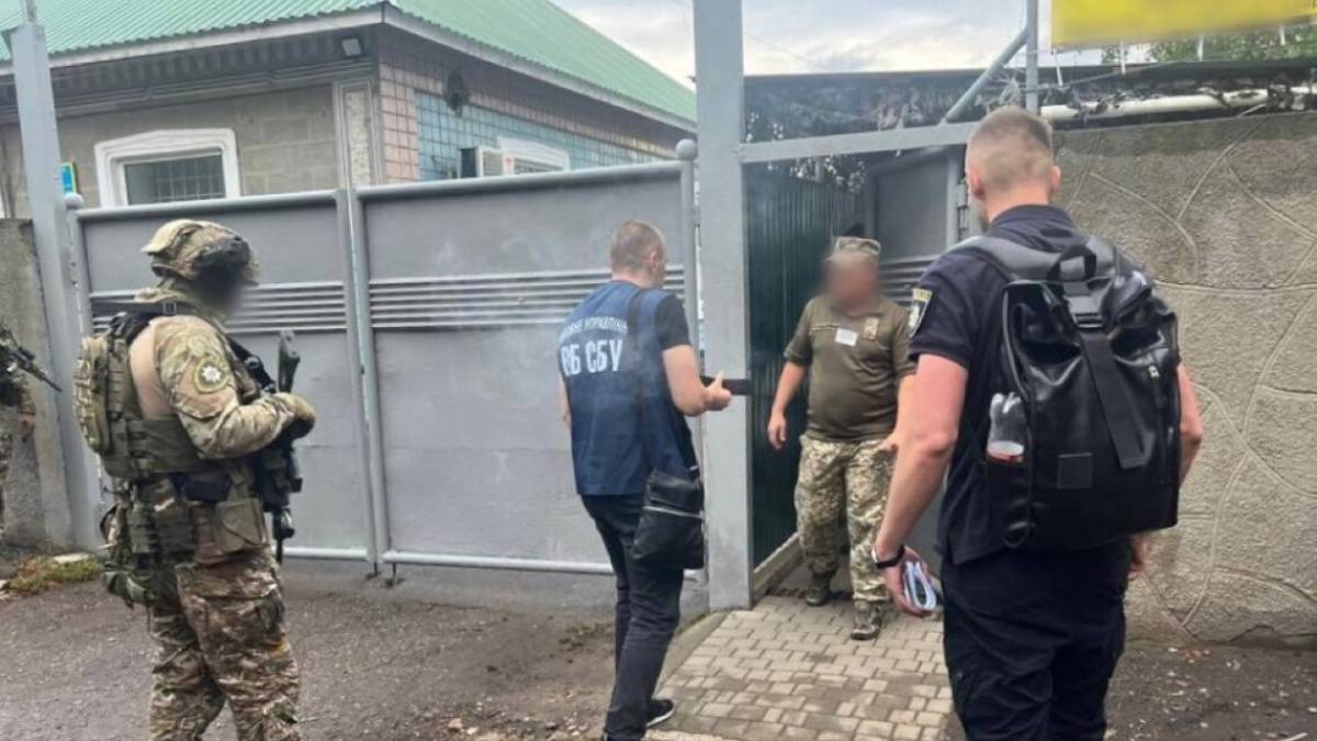 Майже 100 обшуків у 11 регіонах УкраЇни: викрито масштабну схему ухилення від мобілізації