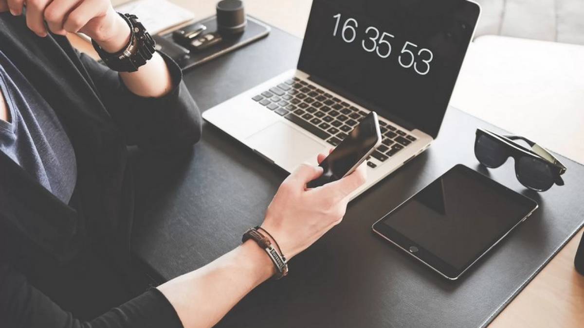 Запоріжанки, які  прагнуть створити власний IT-бізнес, можуть пройти безоплатне навчання