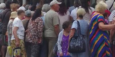 Бердянськ окупанти перетворили на місто черг