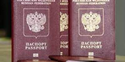 У Мелітополі рашисти почали видавати російські закордонні паспорти. Але є нюанс