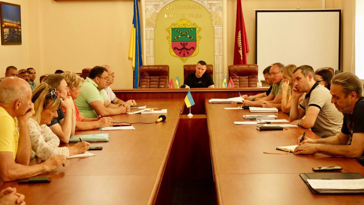 У Запоріжжі влада обговорила з підприємцями “теплові” проблеми