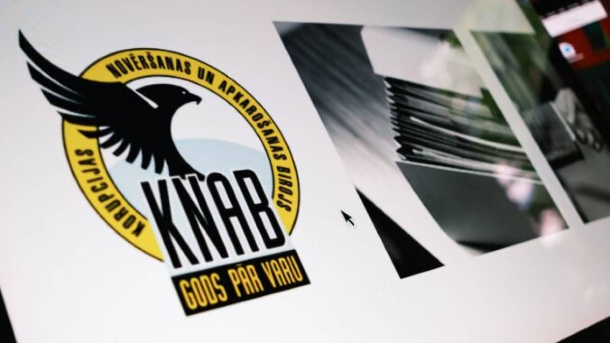 У Латвії оштрафували на 7440 євро  забудовника за спробу дати хабар коньяком