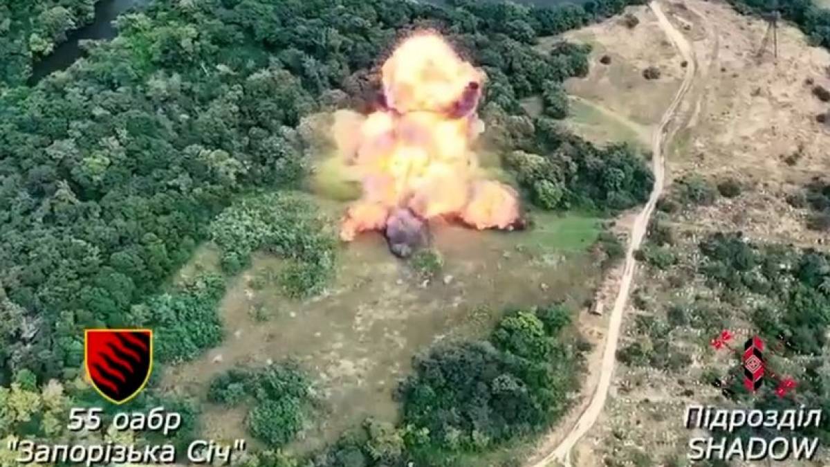 Запорізькі артилеристи завдали удару по ворожих установках «Град»