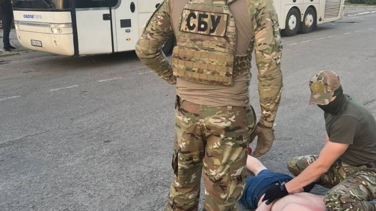 У Запоріжжі ліквідовано масштабний наркотрафік: психотропи надходили до міста під виглядом солодощів – фото