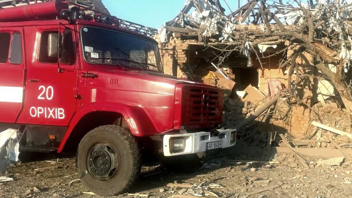 Щодня рятувальники з Оріхова ліквідують пожежі (фото)
