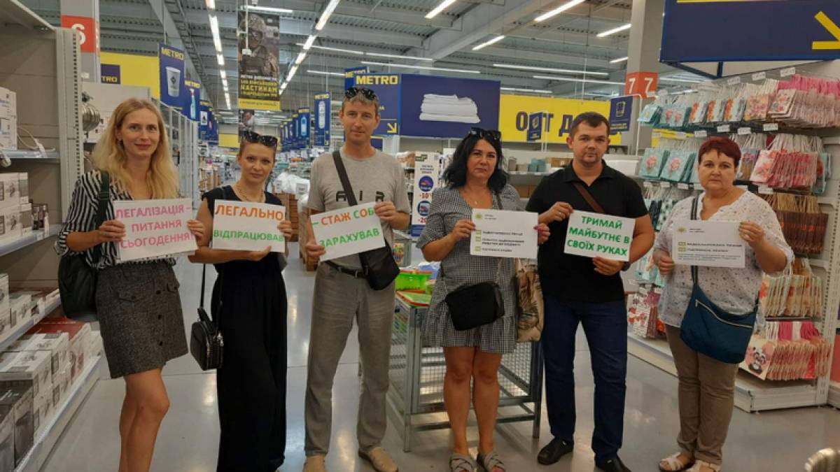 Найбільші торгівельні центри Запоріжжя взяли участь у кампанії “Виходь на світло”
