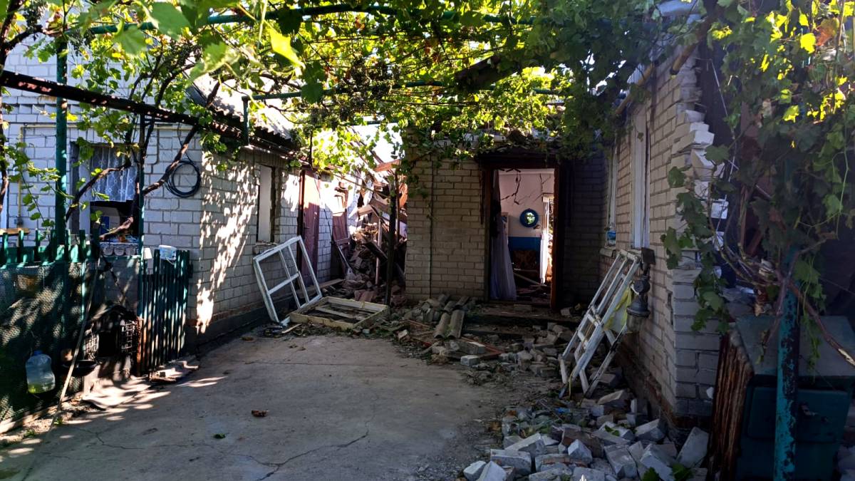 Внаслідок ракетного удару в селі Степне загинуло двоє місцевих мешканців