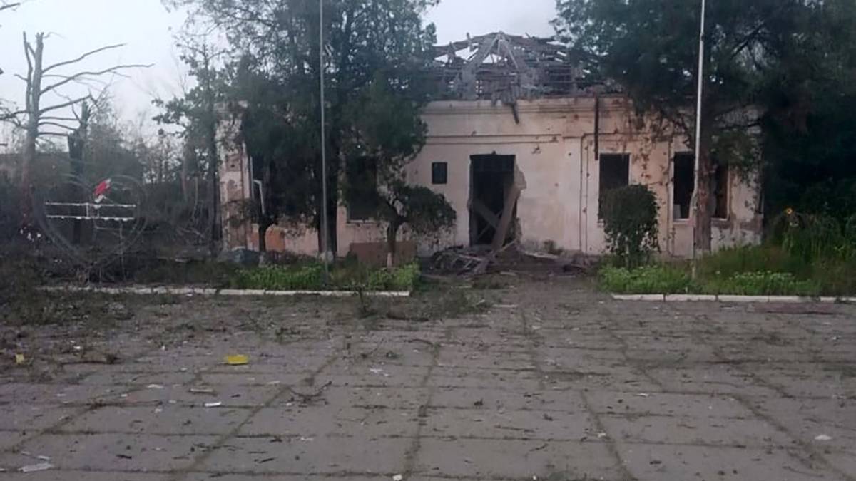 В Оріхові рашисти авіабомбою зруйнували пам’ятку архітектури
