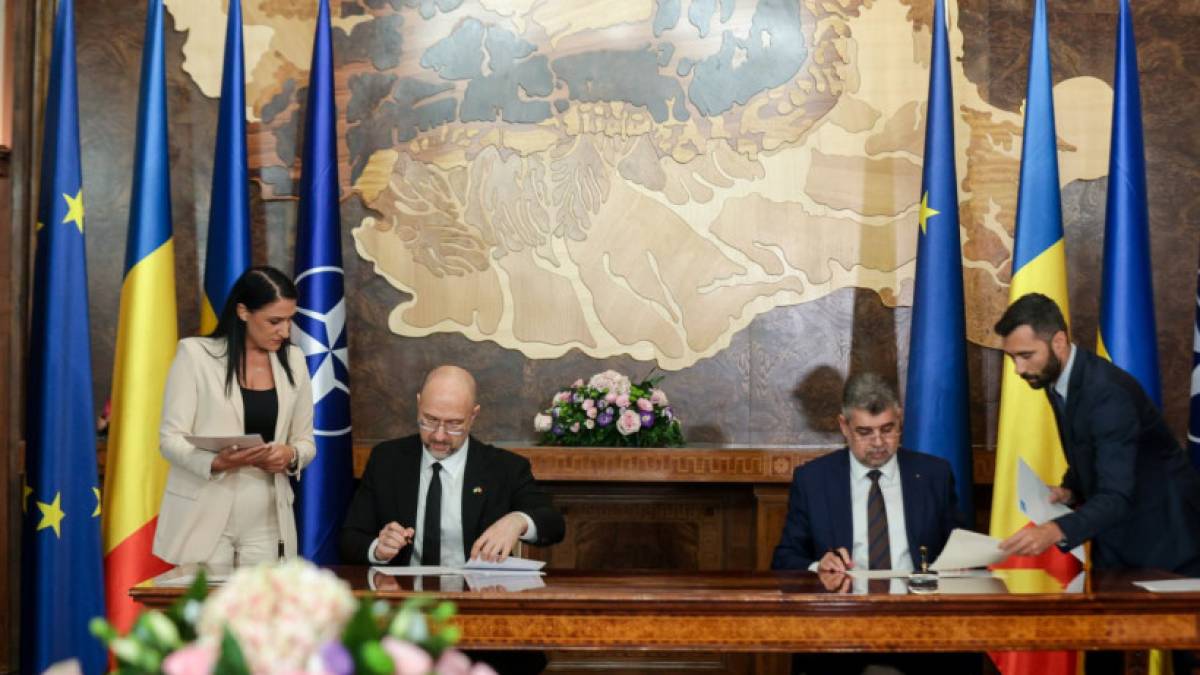 Україна та Румунія відкриють новий пункт пропуску на кордоні – прем’єри підписали угоду