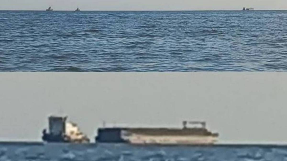 До порту окупованого Бердянська зайшла російська баржа, ймовірно, за краденим зерном