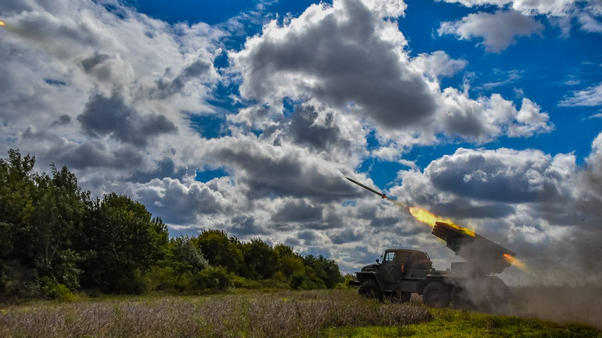 Загальні бойові втрати противника з 24.02.22 по 28.08.23 — Генштаб ЗСУ: 261310 (+490) осіб, 5425 (+22) артсистем, 730 (+2) РСЗВ, 1415 (+4) крилатих ракет