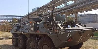 Окупанти похвалилися бойовою технікою, яку вони загнали на територію Запорізької АЕС