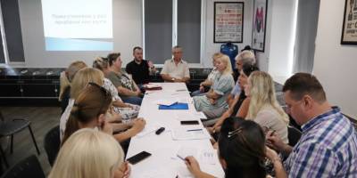 У Запоріжжі бізнесу пояснили права споживачів у разі придбання взуття