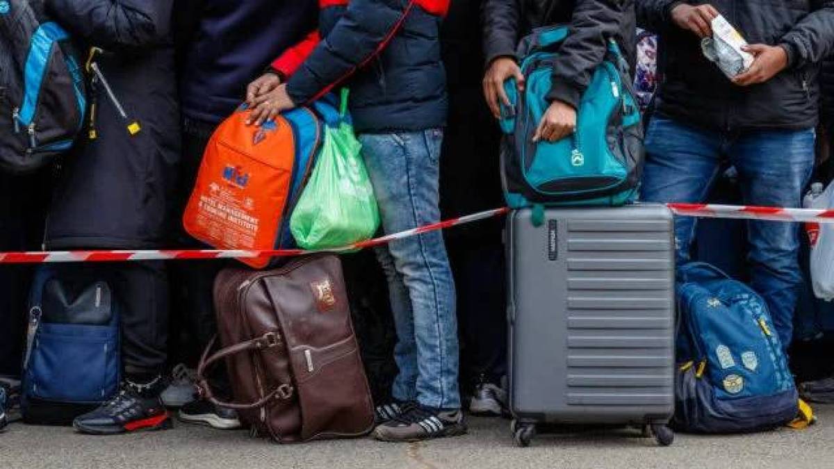 Як безкоштовно евакуюватися з Запоріжжя до Львова та Хмельницького: подробиці