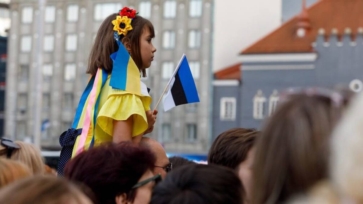 Жителі Естонії зібрали понад 150 тисяч євро на укриття для українських шкіл