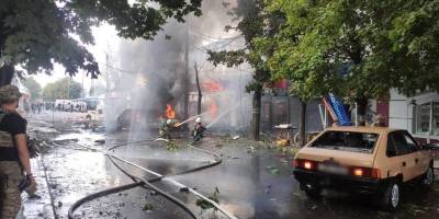 Глава МВС: 16 людей загинули, ще 28 травмовані внаслідок удару рф по ринку в Костянтинівці, триває розбір завалів