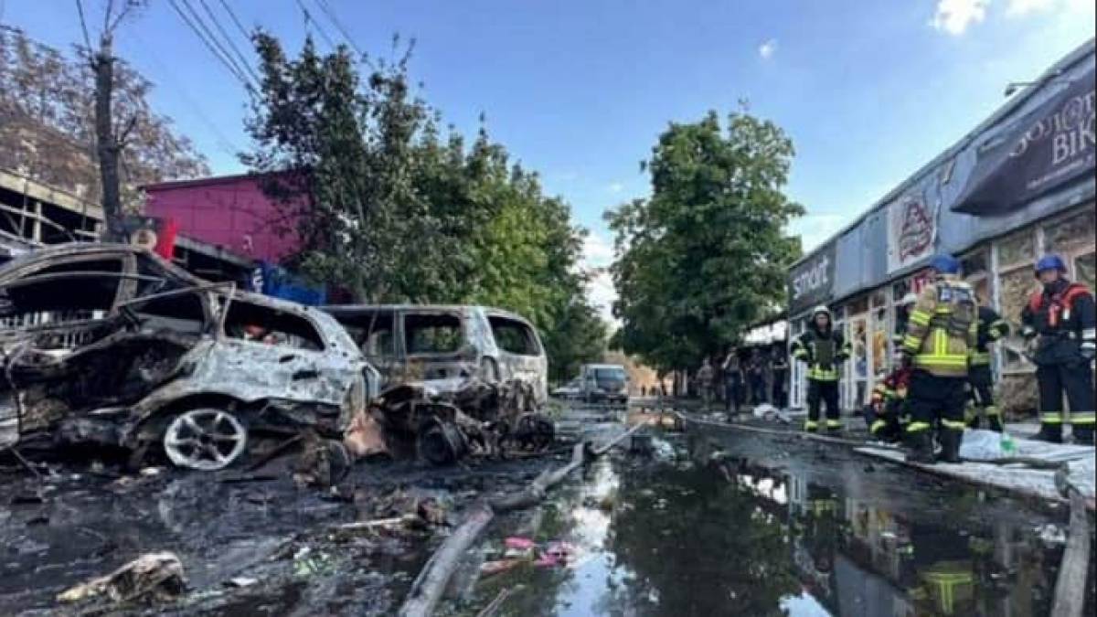 Поліція уточнює: у Костянтинівці підтверджена загибель 16-ти людей, а не 17-ти, удар був не з артилерії