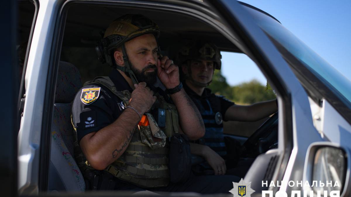 У Запорізькій області працюють евакуаційні поліцейські групи: подробиці