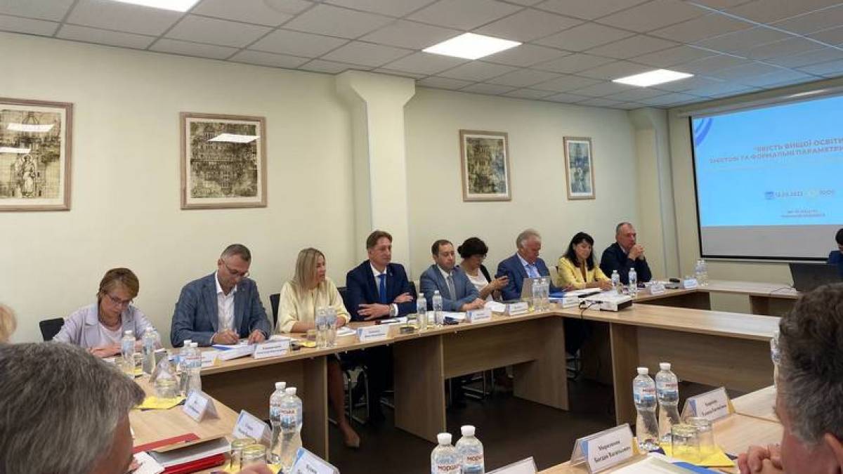 Ректор Запорізького національного університету Микола Фролов розповів про загрози «фейкових» освітніх програм