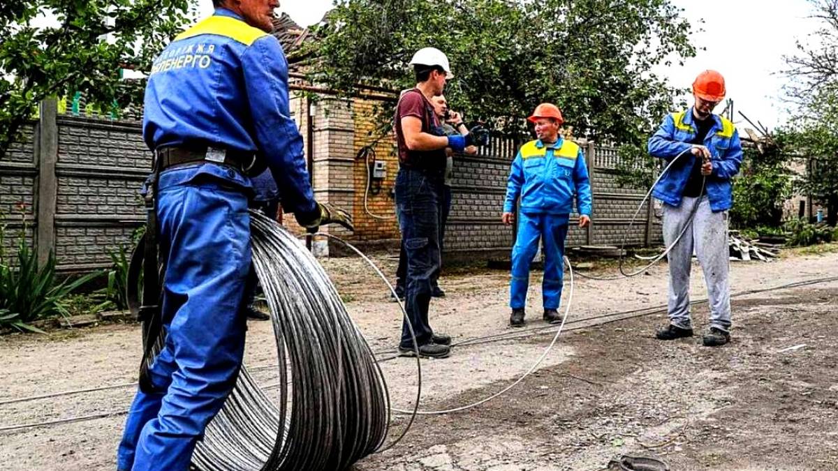 Станом 1 вересня без енергопостачання залишаються 26 021 споживач