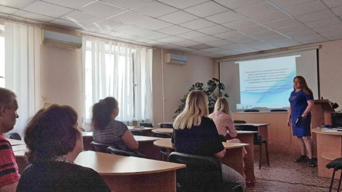 Вільнянским підприємцям нагадали про важливість дотримуватися законодавства щодо цін на соціально важливі товари