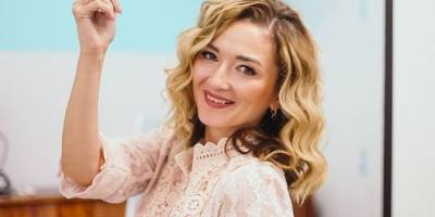 Запорізька поетеса презентувала збірку «Як ти?» Кошти підуть на потреби ЗСУ