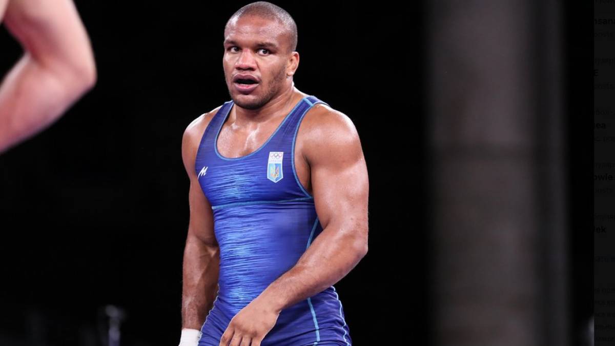 Жан Беленюк здобув ліцензію на Олімпіаду-2024 у боротьбі: він виграв “бронзу” ЧС-2023