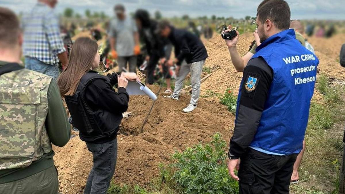 Розслідуванню міжнародних злочинів в Україні заважають велике навантаження, погана комунікація та брак ресурсів