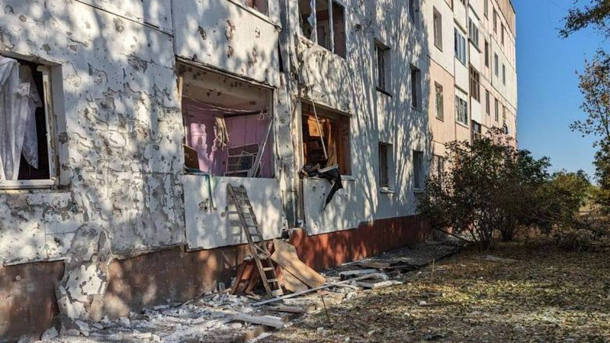 По Запорізькій області ворог завдав 130 ударів: одна людина загинула, ще одна поранена