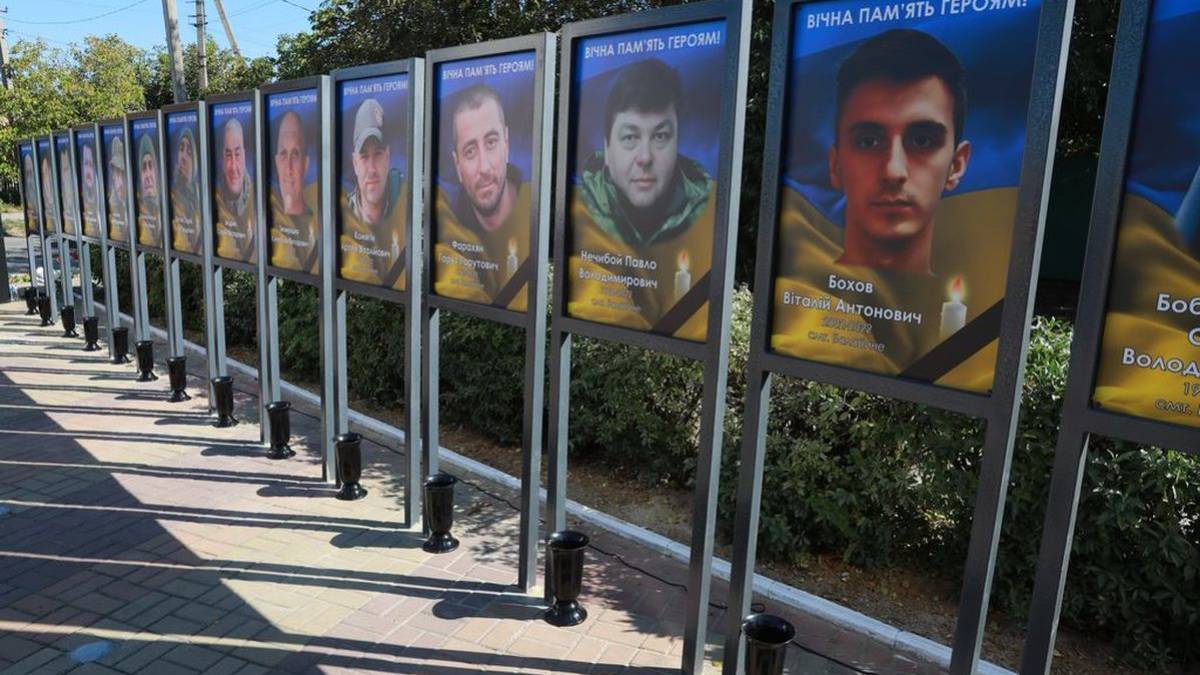 У Кушугумській громаді на Запоріжжі відкрили Алею слави загиблих військовослужбовців