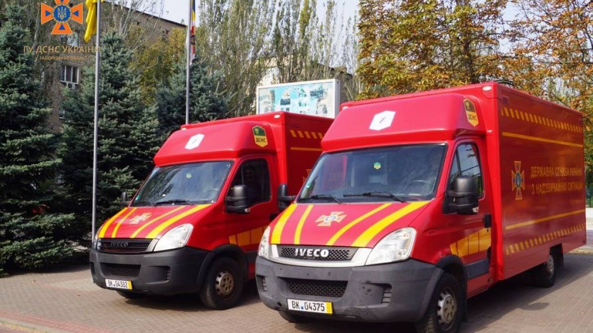 У Запоріжжі рятувальники отримали дві автотранспортні майстерні