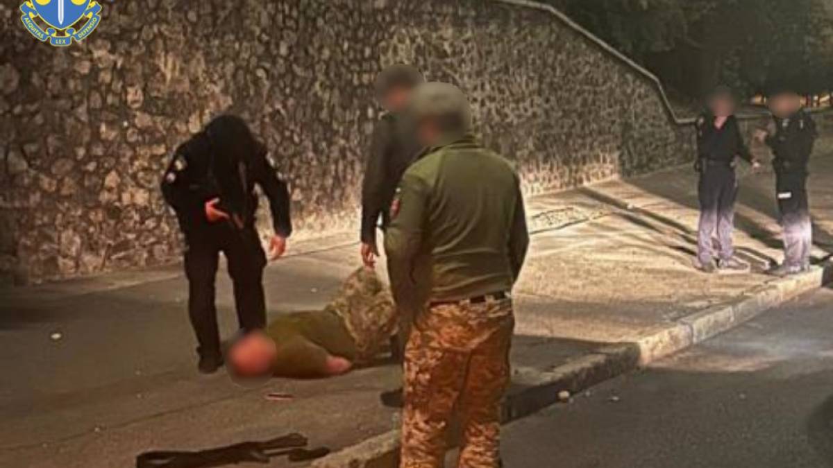 Прокуратура дала подробиці убивства двох військових у Києві