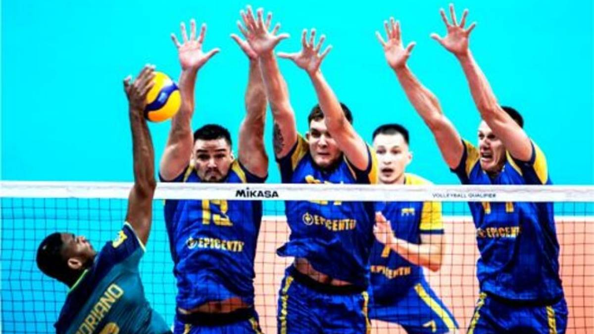 Волейбол. Отбор на Олимпиаду-2024. Проиграли, но дали бой фавориту
