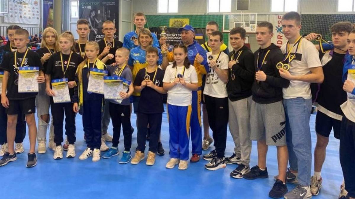 Минулого місяця юні спортсмени Запоріжжя здобули понад 100 нагород
