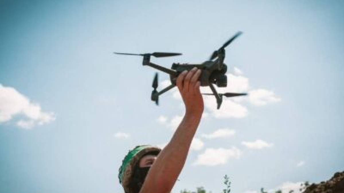 “Армія дронів” завдала значних втрат російській бронетехніці: підсумки тижня