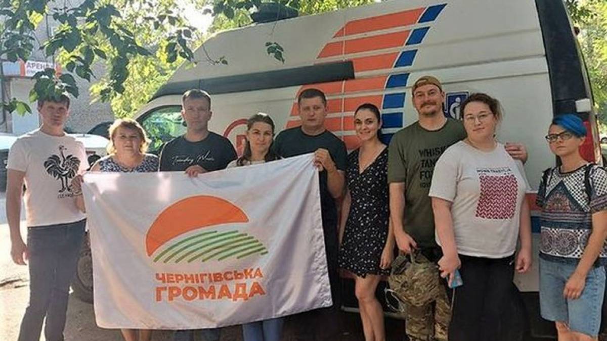 На Запоріжжі громада отримала від волонтерів із Берліна машину швидкої допомоги