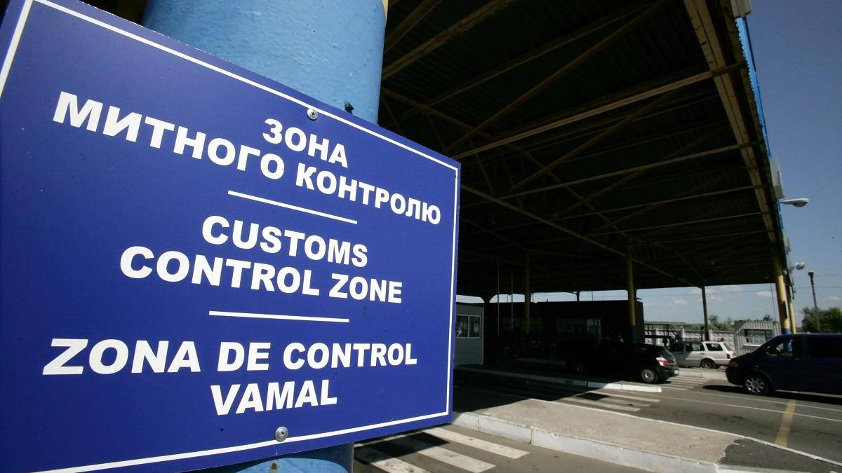Західний кордон: де найбільші черги на виїзд станом на 9.00 ранку