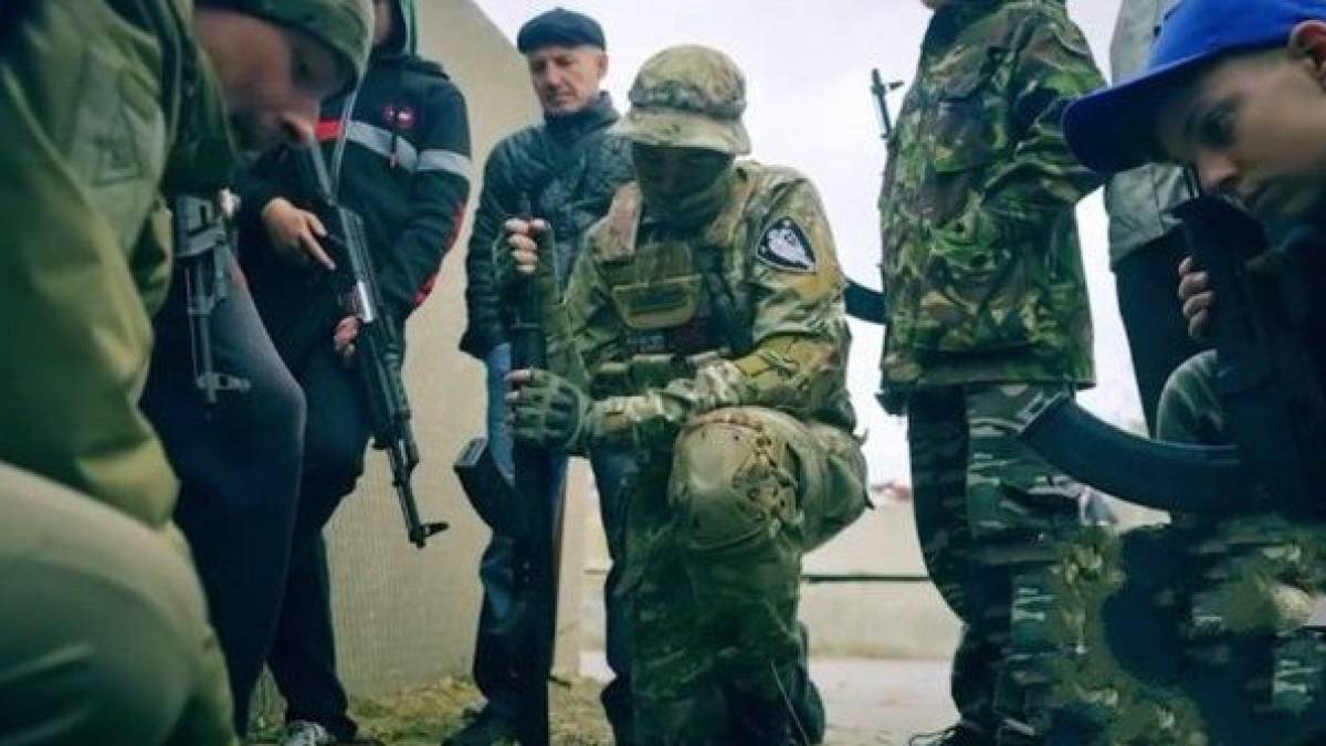 У Бердянську рашисти готують молодь до війни