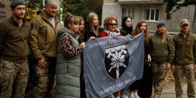 У Запоріжжі відзначили перейменування вулиці на честь 128-ї гірсько-штурмової бригади
