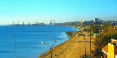 Бердянськ: місто на березі самого синього моря (ностальгія по справжньому)