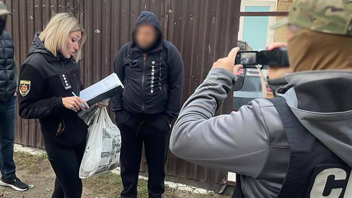 У Запоріжжі чоловік у соцмережах пропонував військовозобов’язаним стати волонтерами та виїхати за кордон
