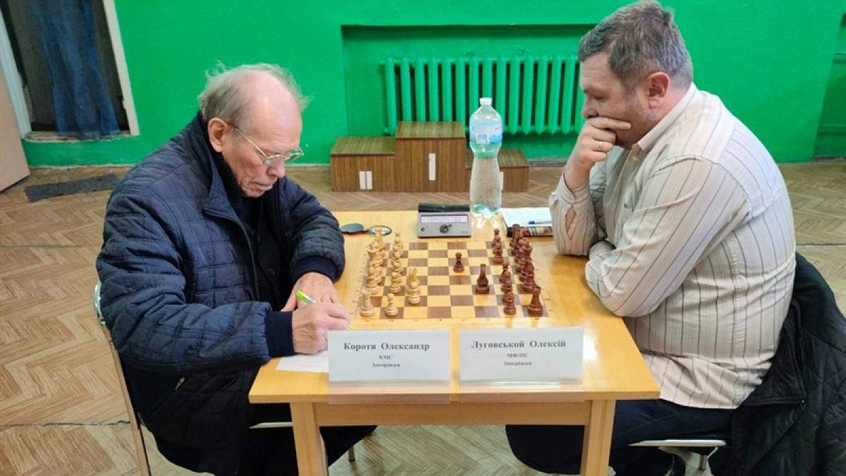 У Запоріжжі продовжується міський чемпіонат з шахів